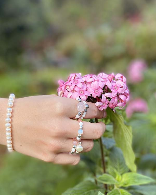 Tridacna & Rose Quartz Elastic Ring